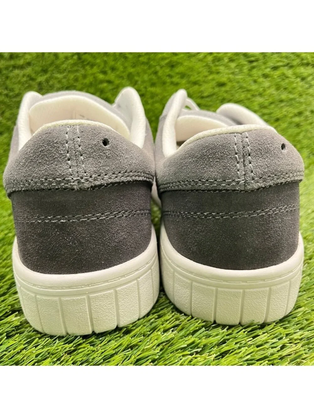 Airwalk Camino Mens Size 9 Gray White Black Composite Toe Safety Work Shoes